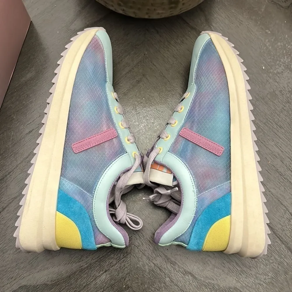 Franco Sarto Venice Sneaker in Cloud